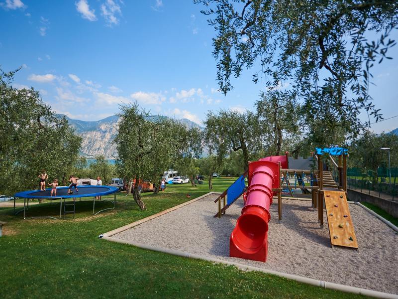 Camping Tonini di Tonini Claudio | Camping Tonini in Malcesine, lakefront - Camping on Lake Garda, between relaxation and fun